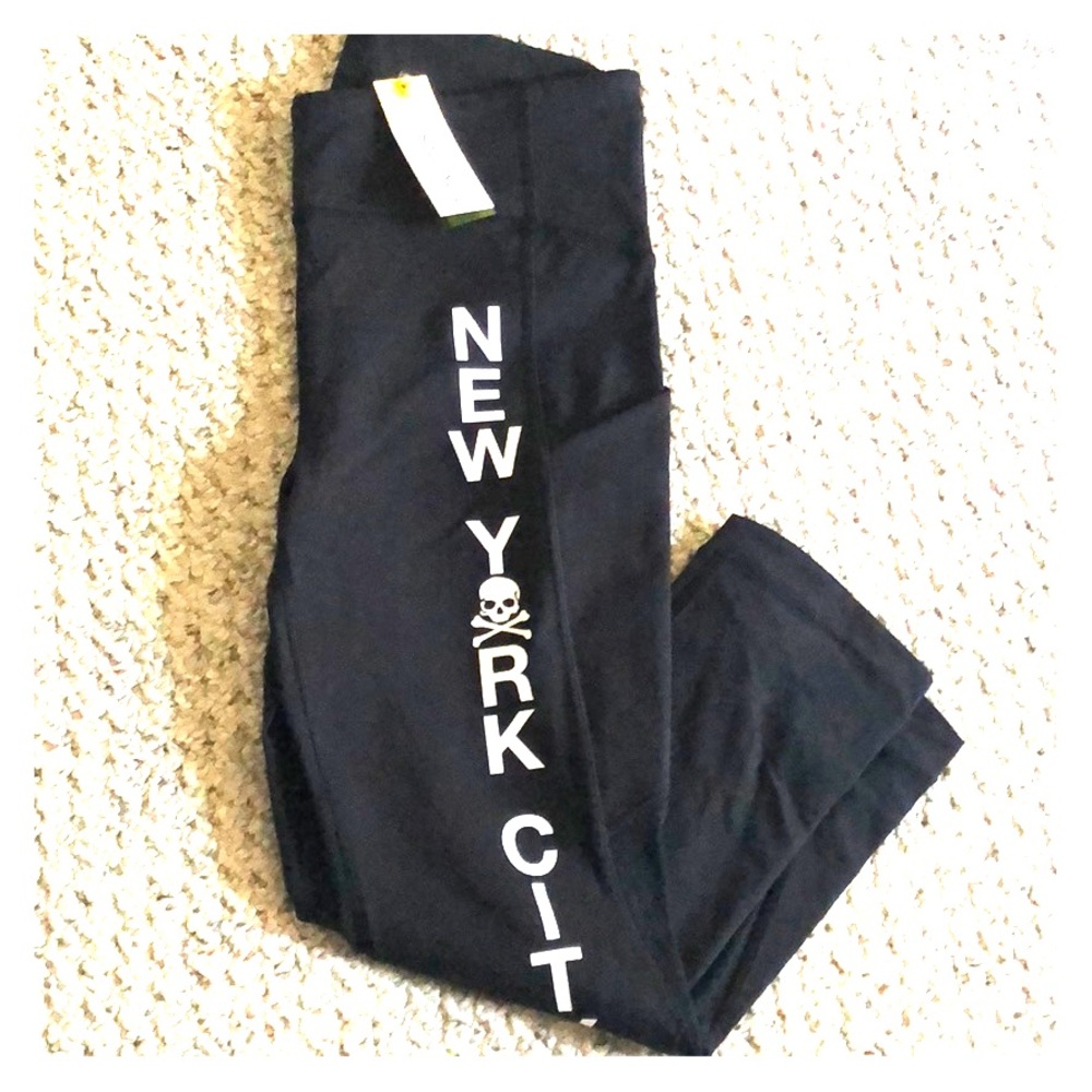 Lululemon NYC Cropped Leggings